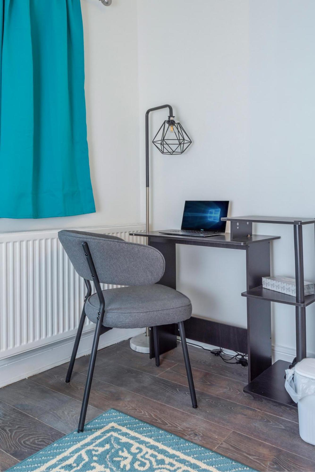 Modern Family Home W/Wi-Fi, Netflix, Self Check-In Londýn Exteriér fotografie