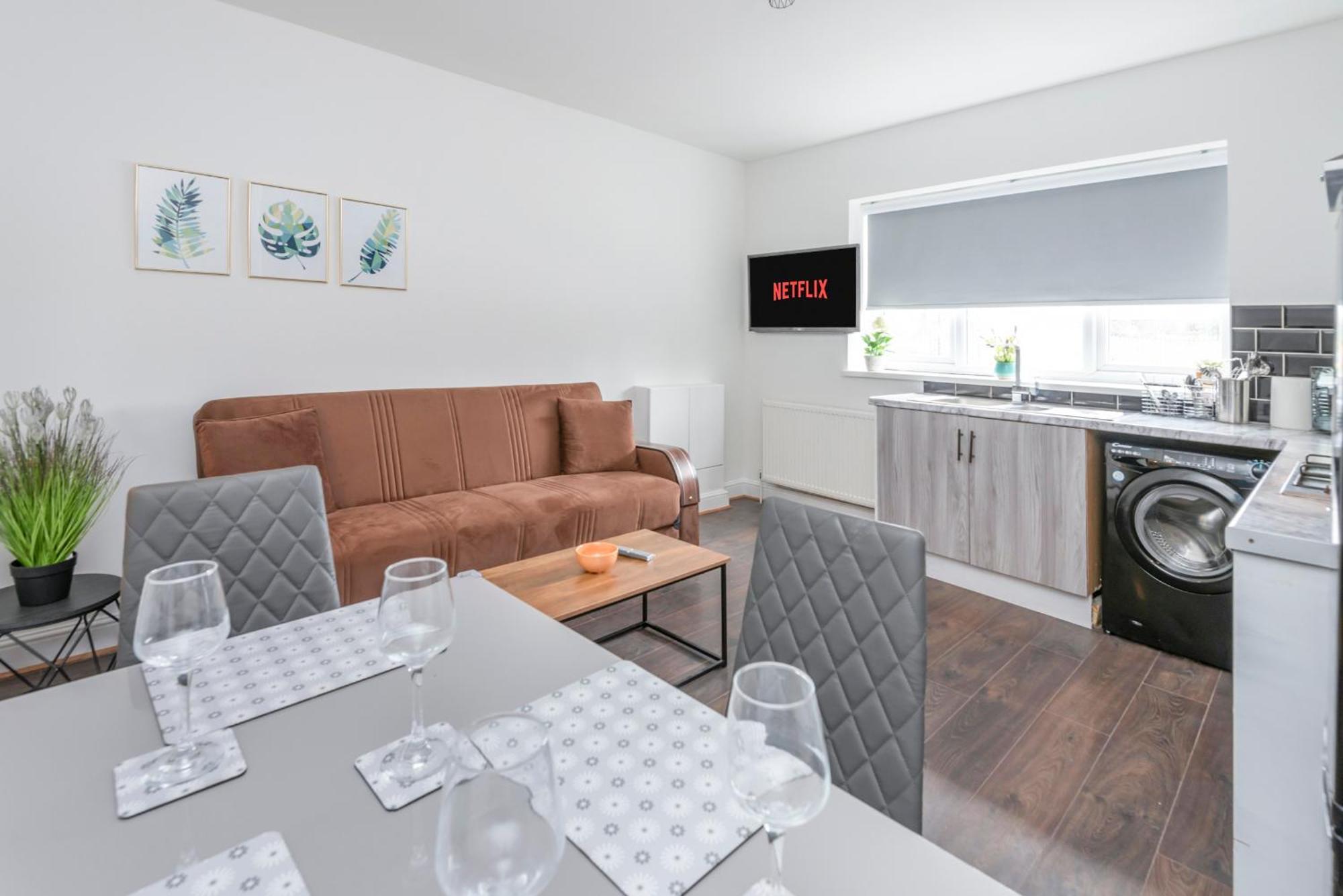 Modern Family Home W/Wi-Fi, Netflix, Self Check-In Londýn Exteriér fotografie